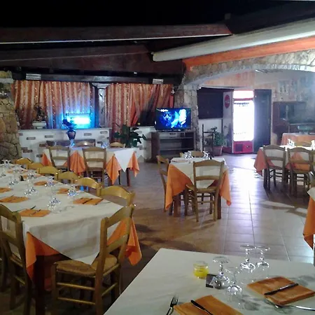 Il Laghetto 3*